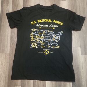 U.S National Parks Adventure Awaits  T Shirt Size Small Black Unisex  NWT Gift